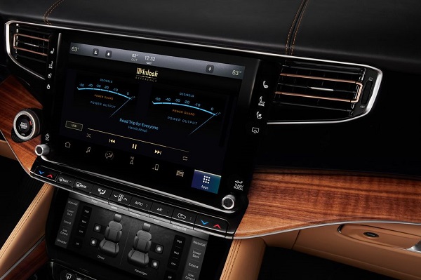 2022 Jeep Wagoneer vs. Grand Wagoneer