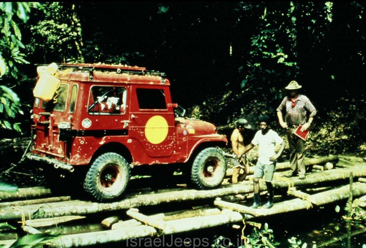 מסע חוצה יבשות בג'יפ - פאטי ולורן אפטון